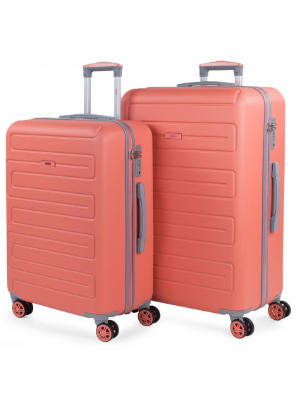 Luggage set (Medium and...