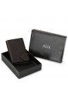 Wallet-card holder Jaslen Ghent