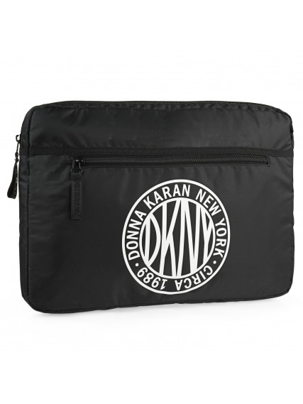 -927 Funda Portatil 15"...