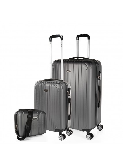 Set of 2/3 suitcases...